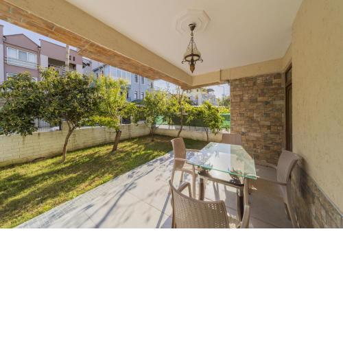 Duplex Private Villa With Garden in Antalya Kemer