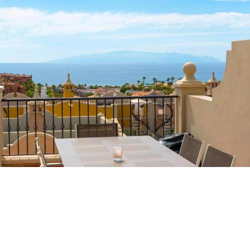 Duplex Sea and Mountain View