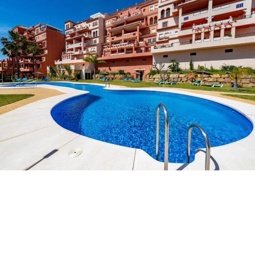 Duquesa Regent 2435 Wonderful seaviews duplex