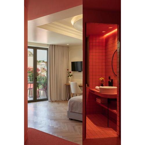 DWELL - Elegant City Stay - Brand new boutique hotel