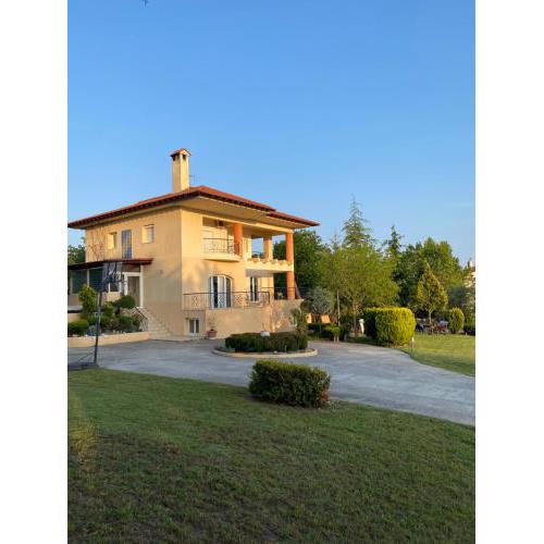 E L urban villa.