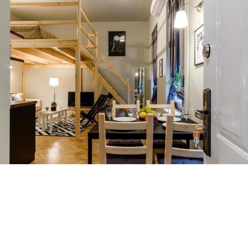 E5 Cozy Studio Next To Famous Cafe.