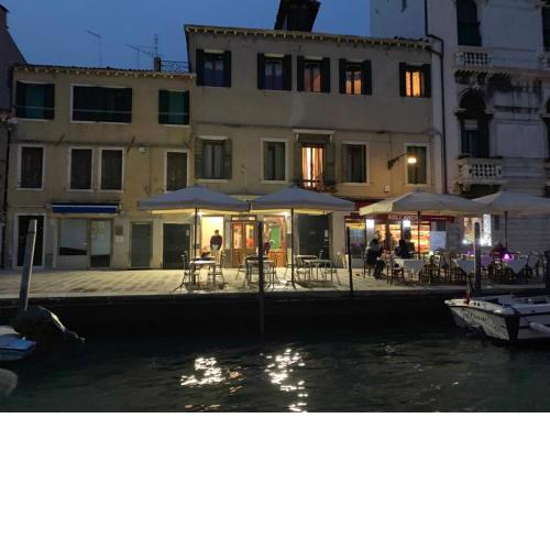 Eagle's Nest Venice Guest House