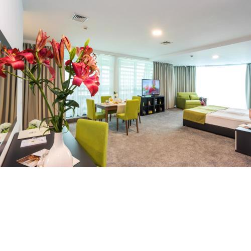 Earth & People Hotel & SPA - Free Parking