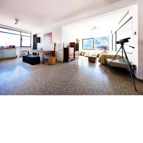 Eastern Aromas loft in Psyri, Athens