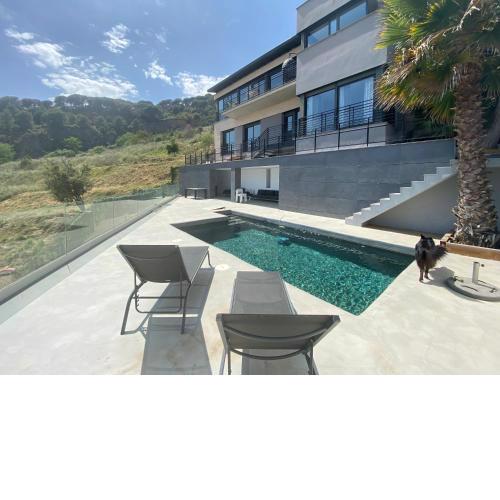 Ece Golden Villa Amazing 4 bedroom vila with pool