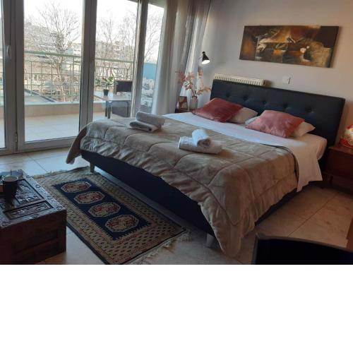 Eclectic Stay (free parking)