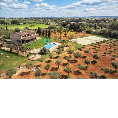 Ecovilla Jeaninne by villasmediterranean