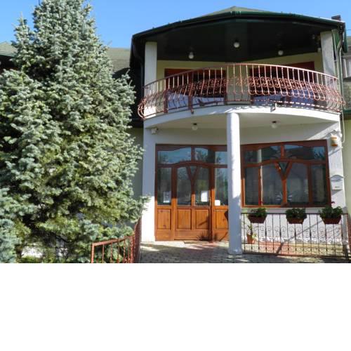 Éden Apartman Hotel
