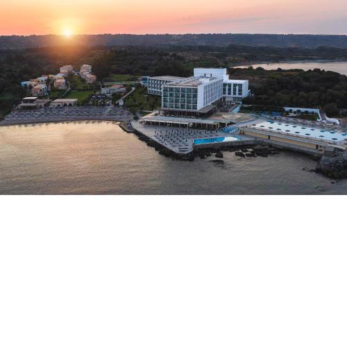 Eden Roc Resort - All Inclusive