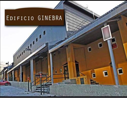 Edificio Ginebra Apartamento en Sierra Nevada con Parking Privado