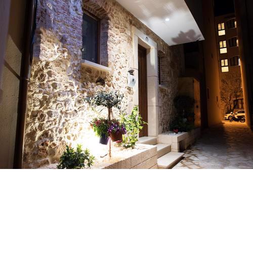 Edward Luxury Suites