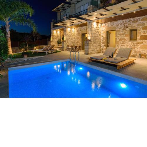 Effrosini Traditional Home