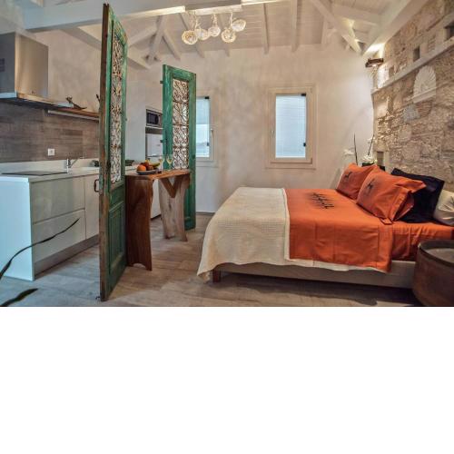 Eftopia Beachfront Studio