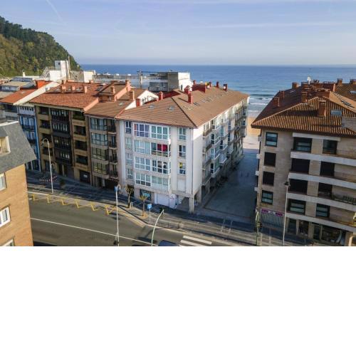 Egona- Vivienda en el centro de Zarautz a 1 min de la playa