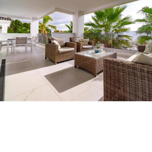 EH91I- Spacious apartment with amazing views