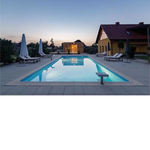 Eight-Bedroom Holiday Home in Krizevci pri Ljutomeru