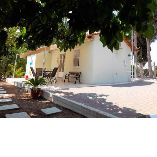 Eirini house