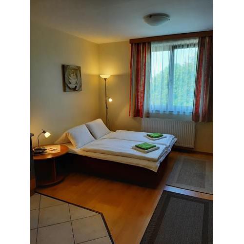 ÉKKŐ APARTMAN