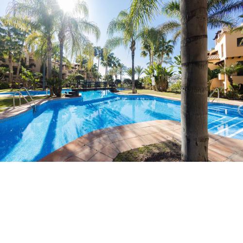 El Campanario Golf & Country Apartment