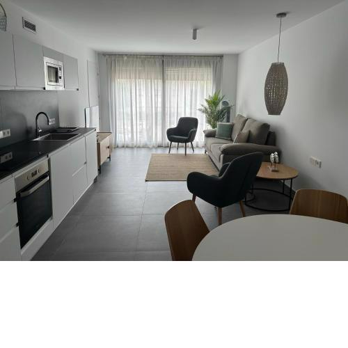 El Centre, 3 habitacions, 2 banys i cuina