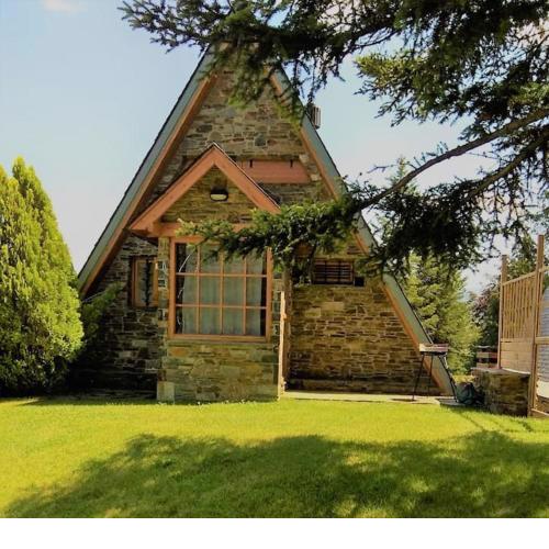 El Chalet de Ger, cálida casa alpina en la Cerdanya