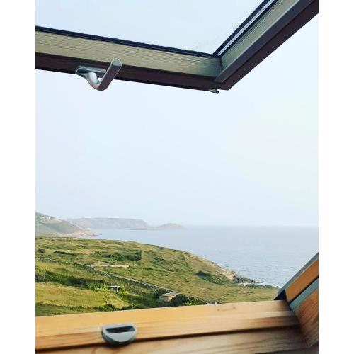 El Faro Malpica ático con vistas al mar