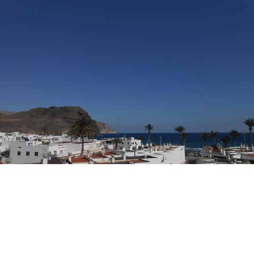 El Sol de Las Negras con vistas al mar