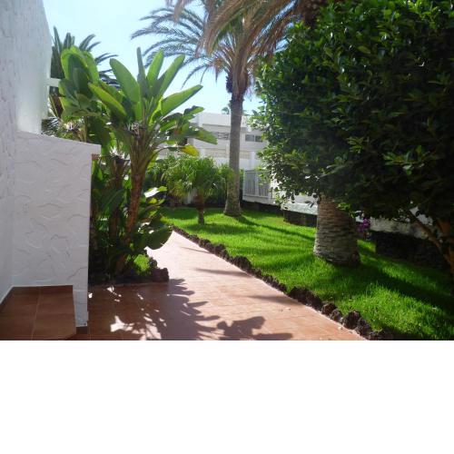 Elana Apartment with FREE WIFI