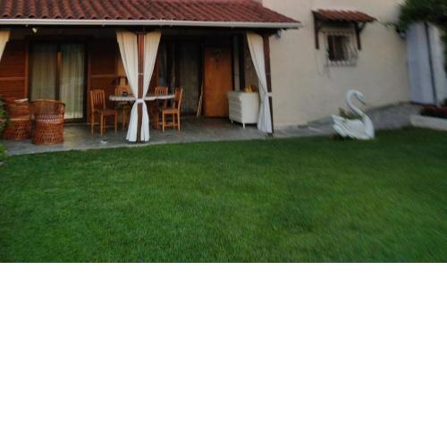 Elani house