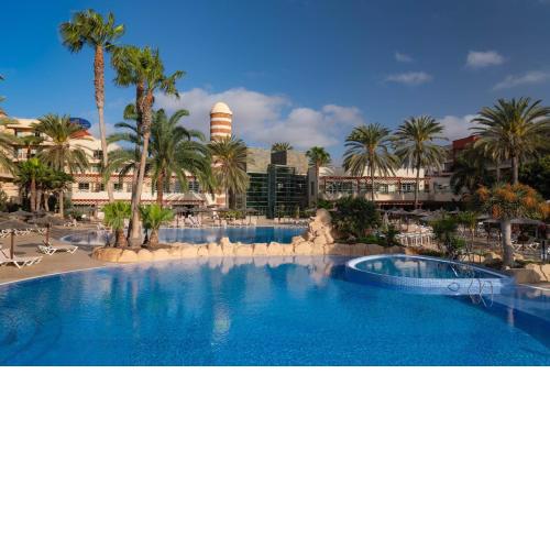 Elba Carlota Beach & Convention Resort