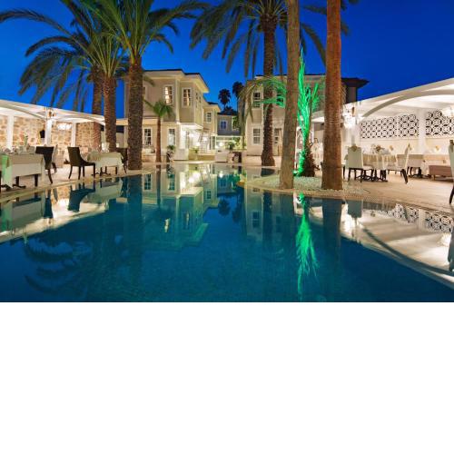 Elegance East Hotel