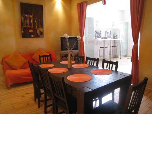 Elegance Hostel and Guesthouse