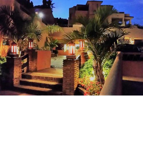 Elegant 2BR Apartment Puerto Banus Marbella just 12 Minutes Away by GMaps