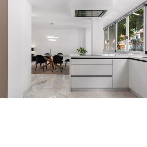 Elegant apartment by Fuengirola harbour - Ref 236