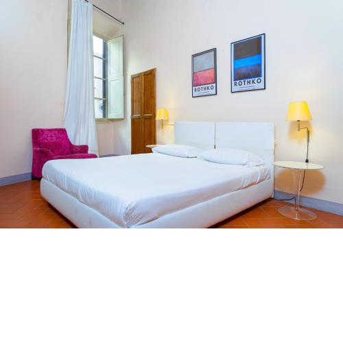 Elegant Apartment Near Piazza Della Signoria