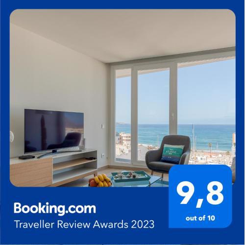 Elegant living with great views of Las Canteras Beach