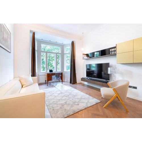 Elegant Paris Ave apartment with a Terrace