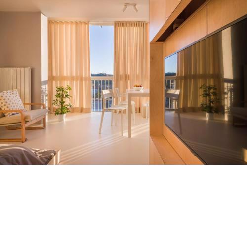 Elegant Studio Apartment with Panoramic View