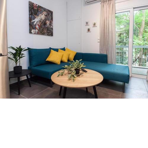 Elegant Urban Escape 1 Bd Apt in Kolonaki