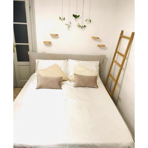 Elegante stanza con bagno privato