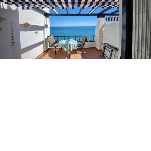 ELENA flat Lovely paradise above the sea