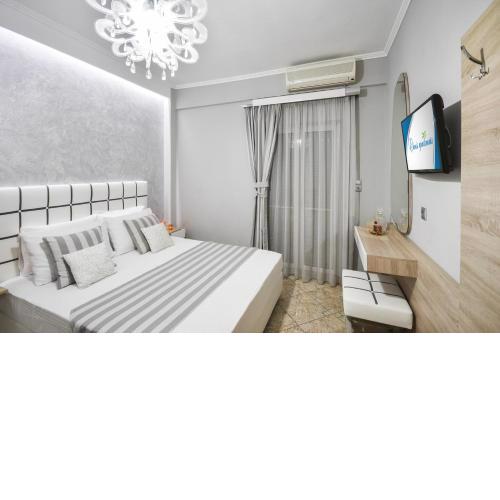 Elenas Apartments Sarti