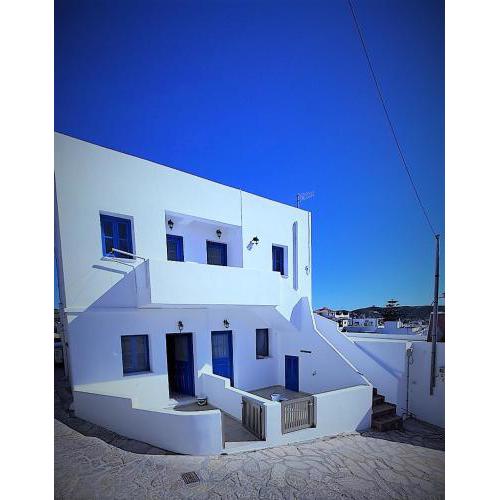 Eleni's Apartments