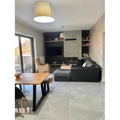 Eleusis luxury flat