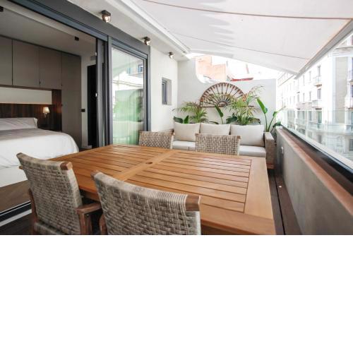 ELEVEN Duplex-Penthouse Cabo Noval, by Homing U