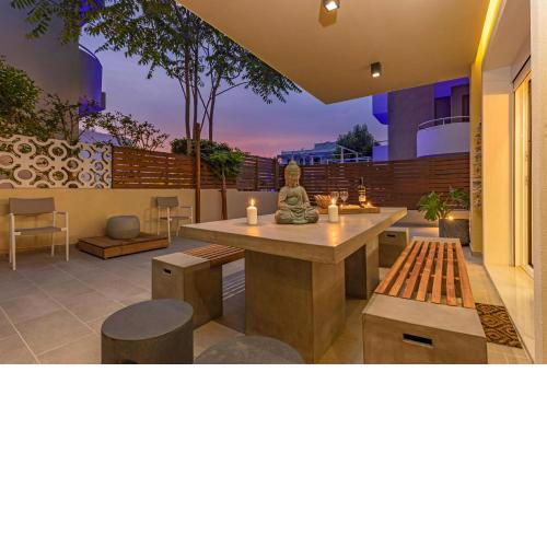 Elia & Anthos Deluxe Suites