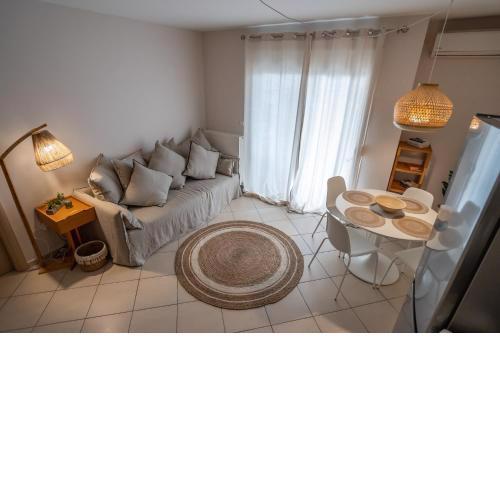 Elia Family Apartment