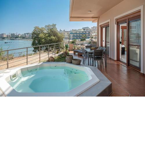 Elia Seaside Deluxe Apartment