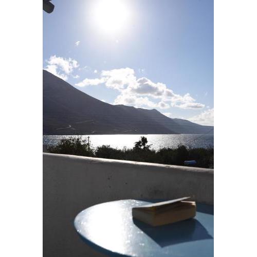 Elia Studios Amorgos near the sea